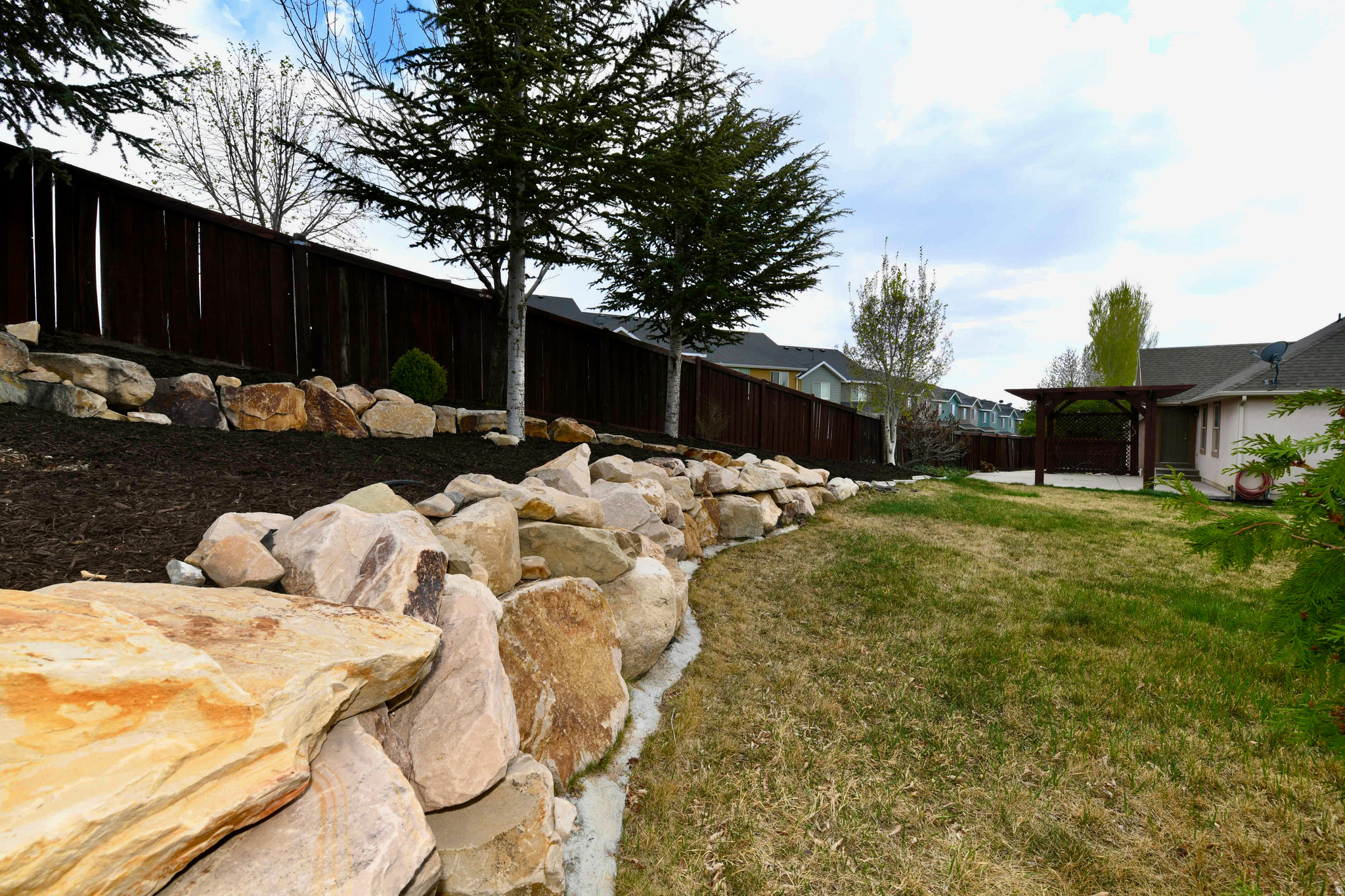 HARVEST HOMES - Residential