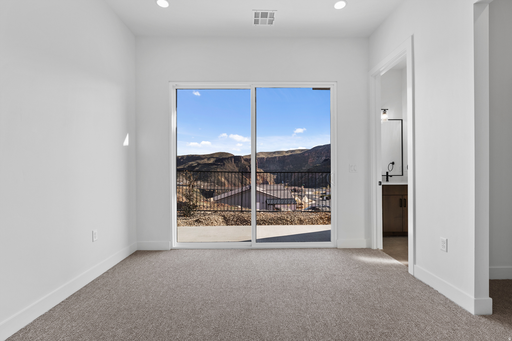 FALCON RIDGE PH 4 - Residential