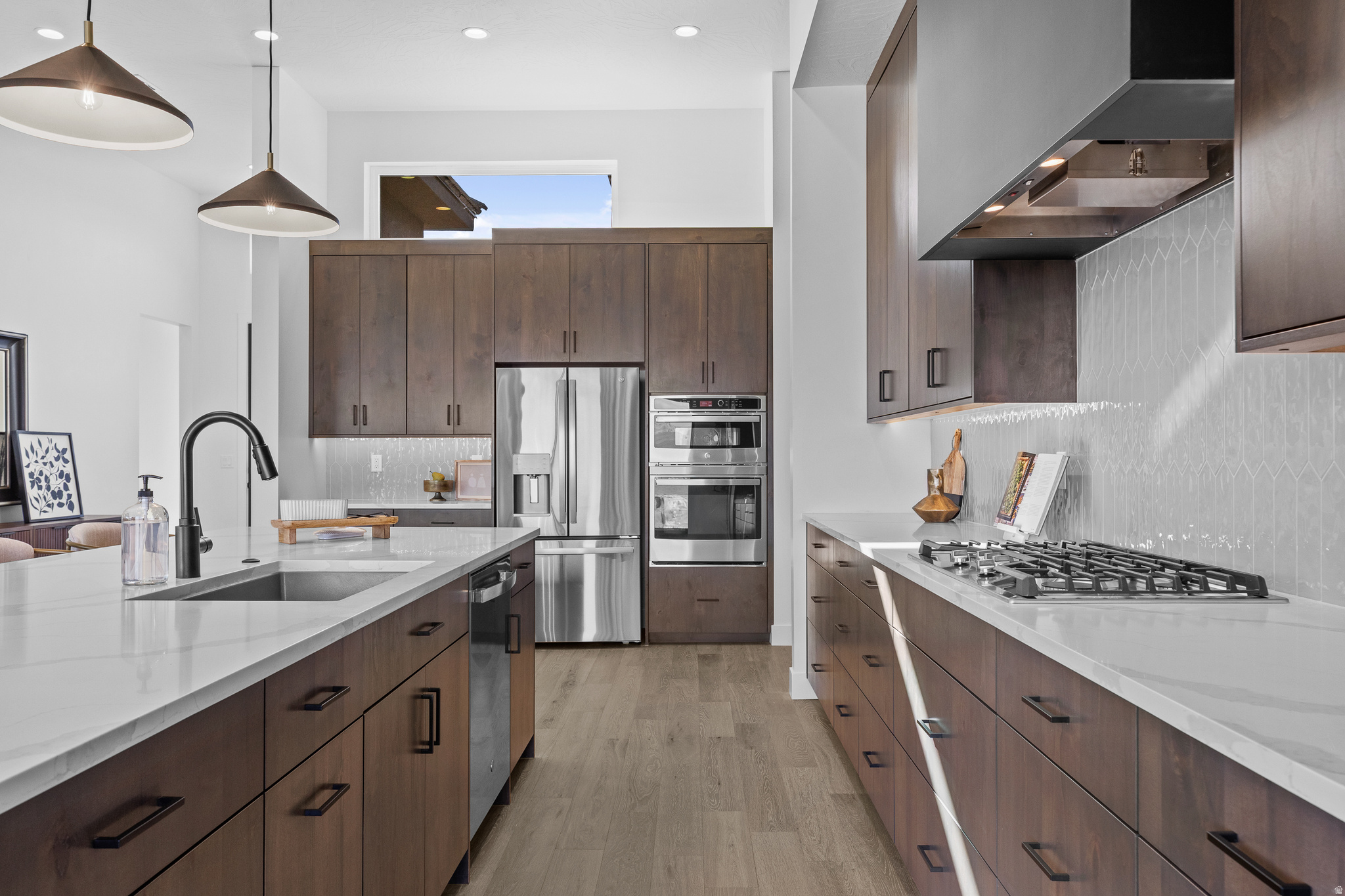 FALCON RIDGE PH 4 - Residential