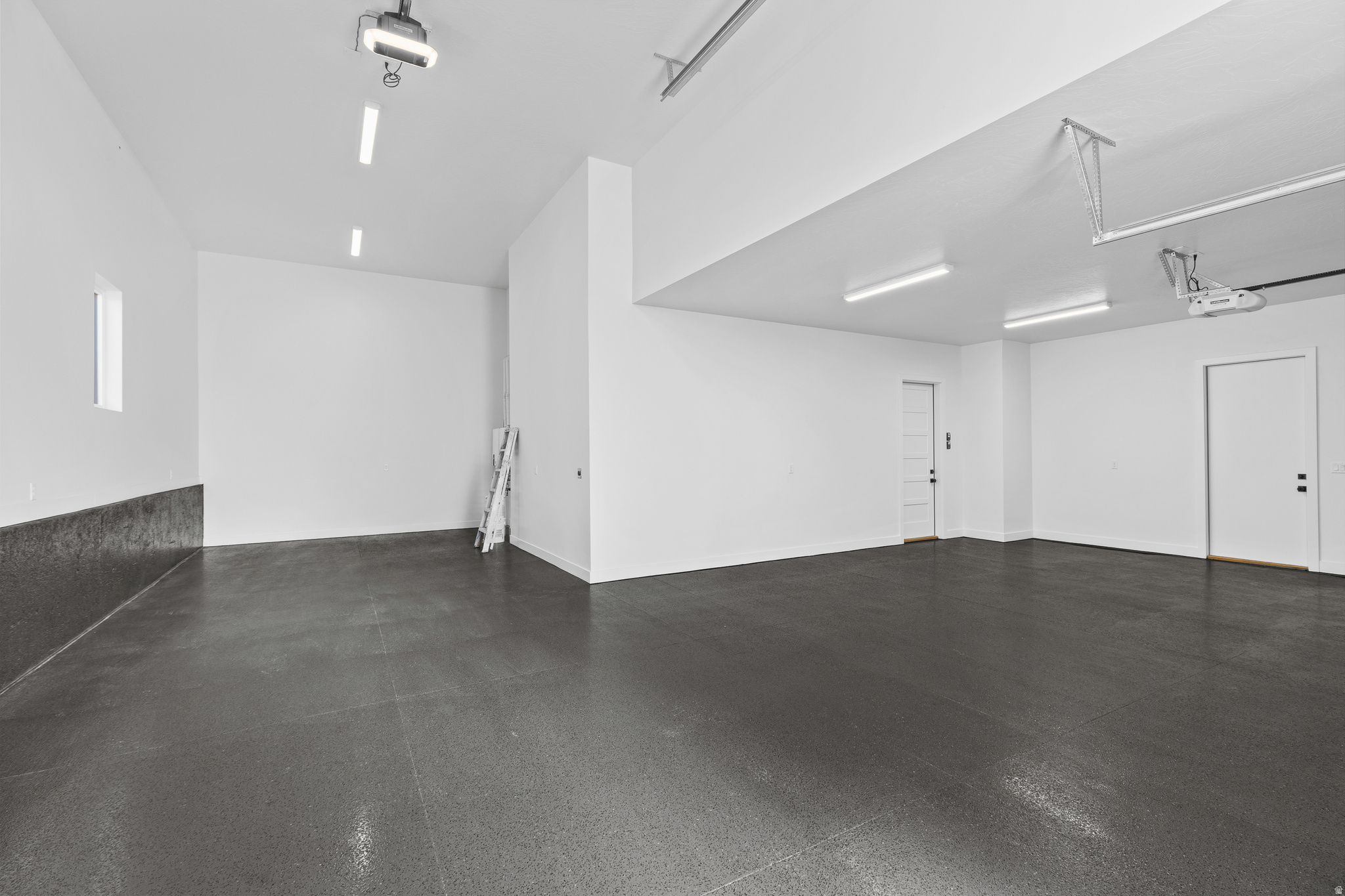 FALCON RIDGE PH 4 - Residential