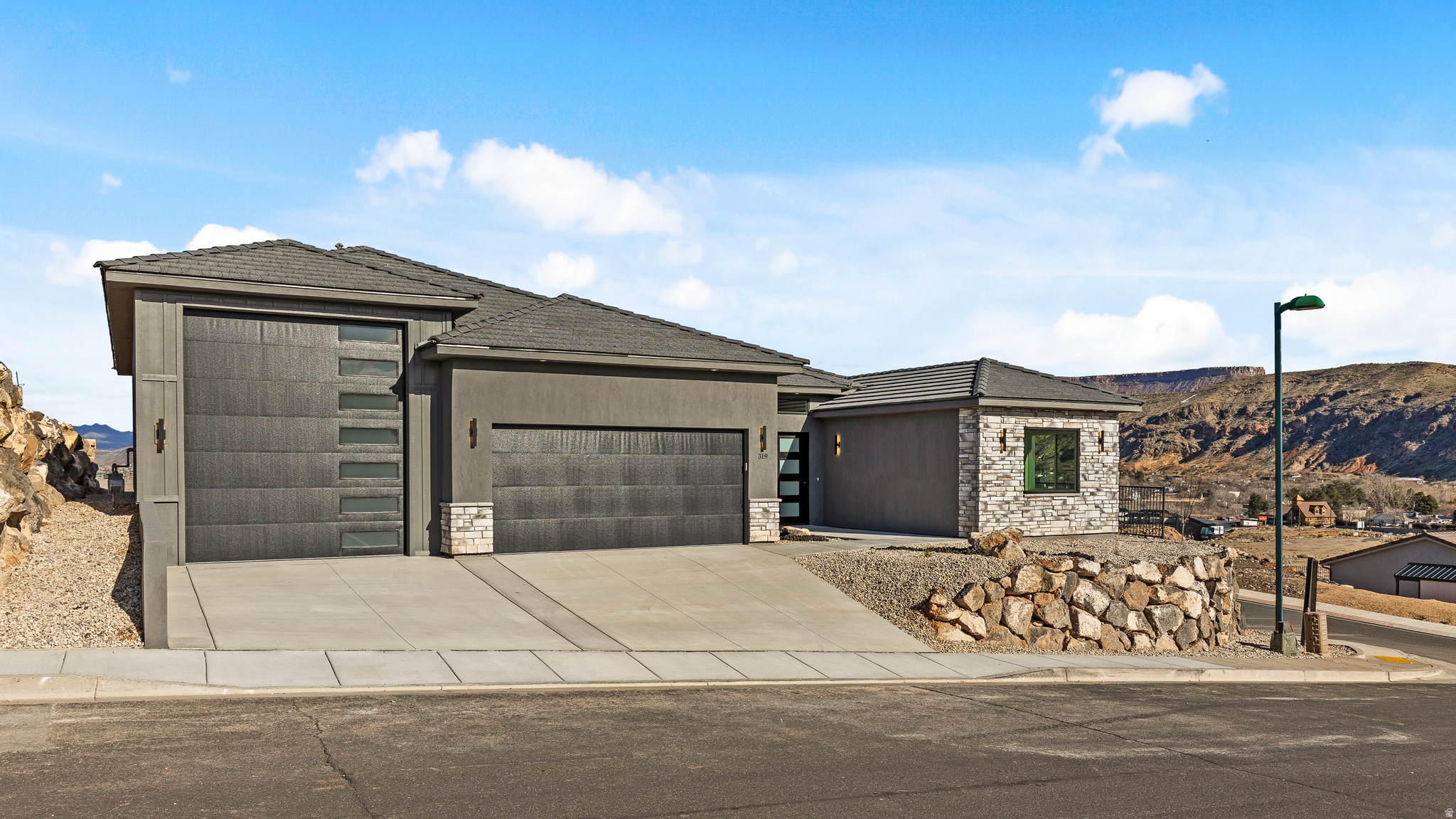 FALCON RIDGE PH 4 - Residential