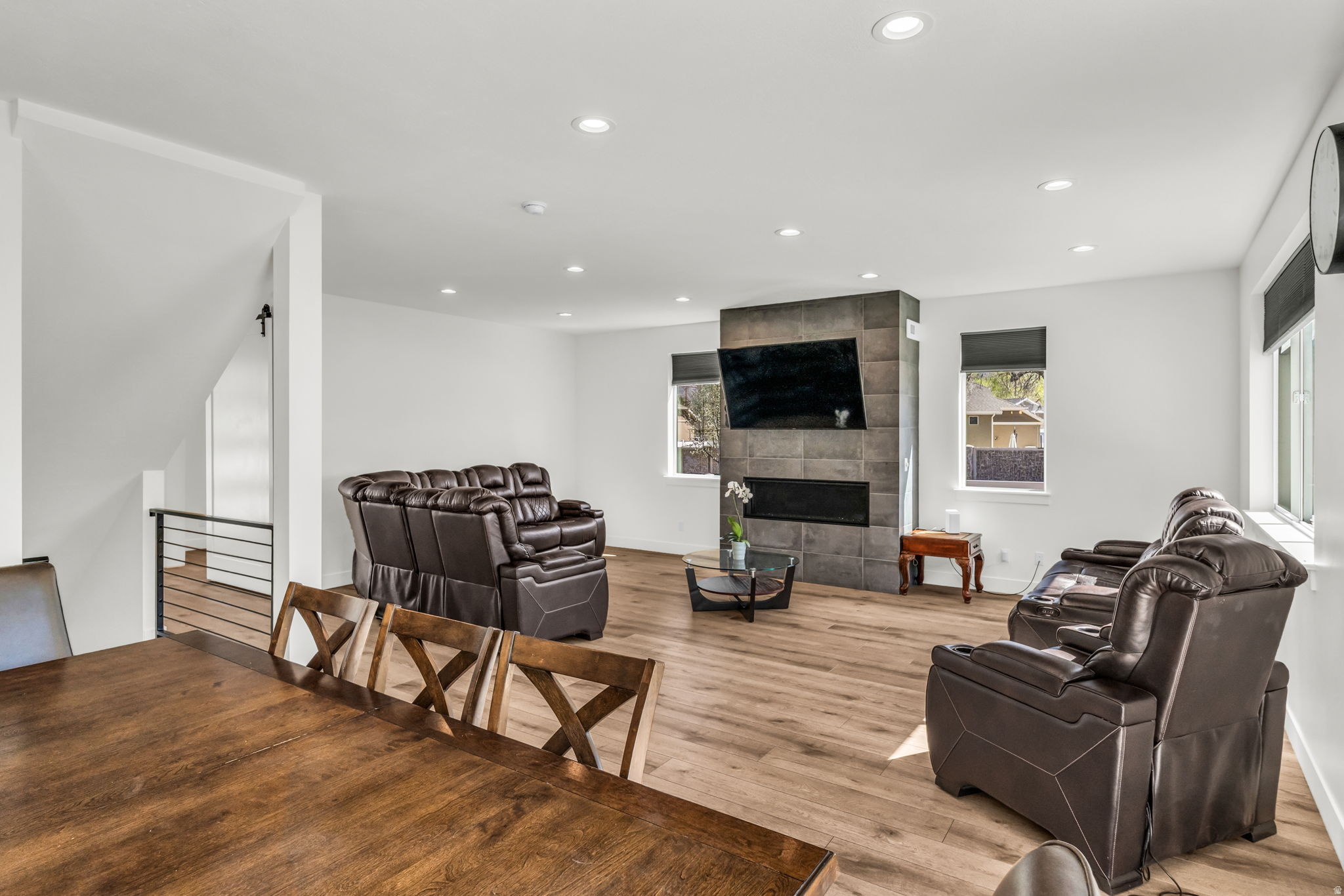 MATTHEW AVE - Residential