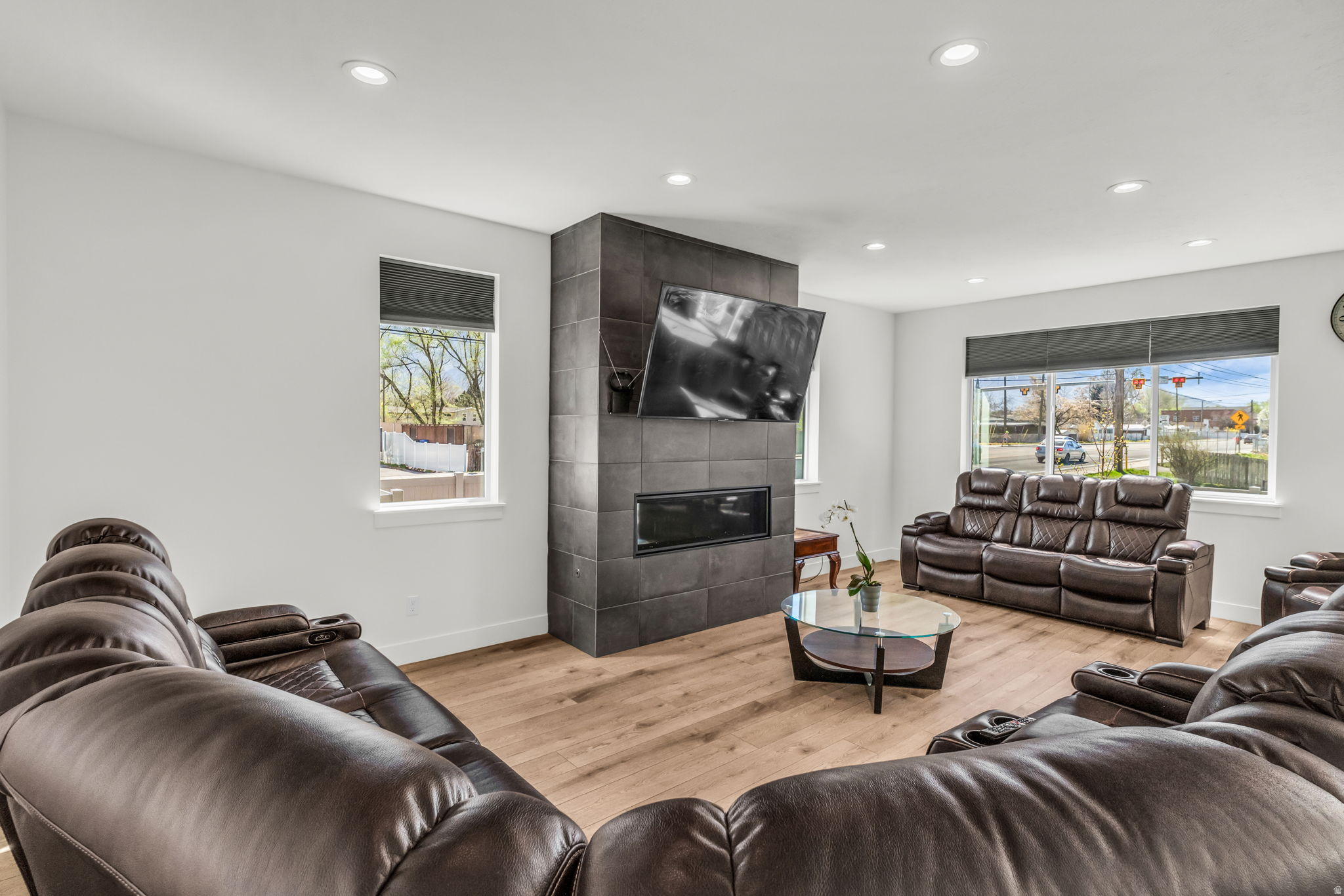 MATTHEW AVE - Residential