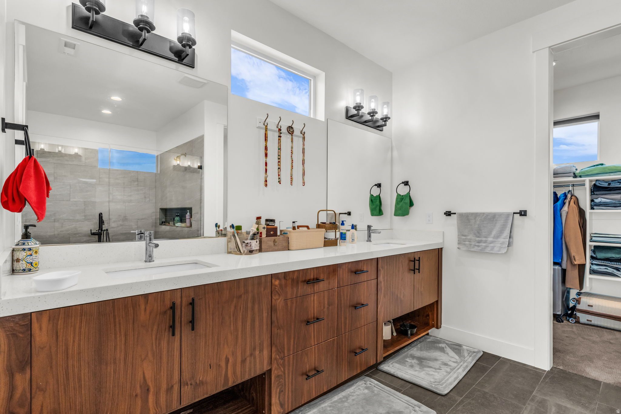 MATTHEW AVE - Residential