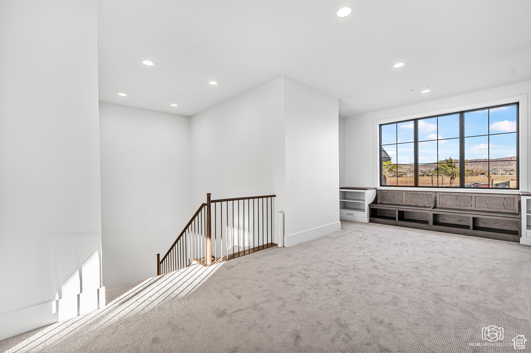 SUMMIT VIEW - Residential