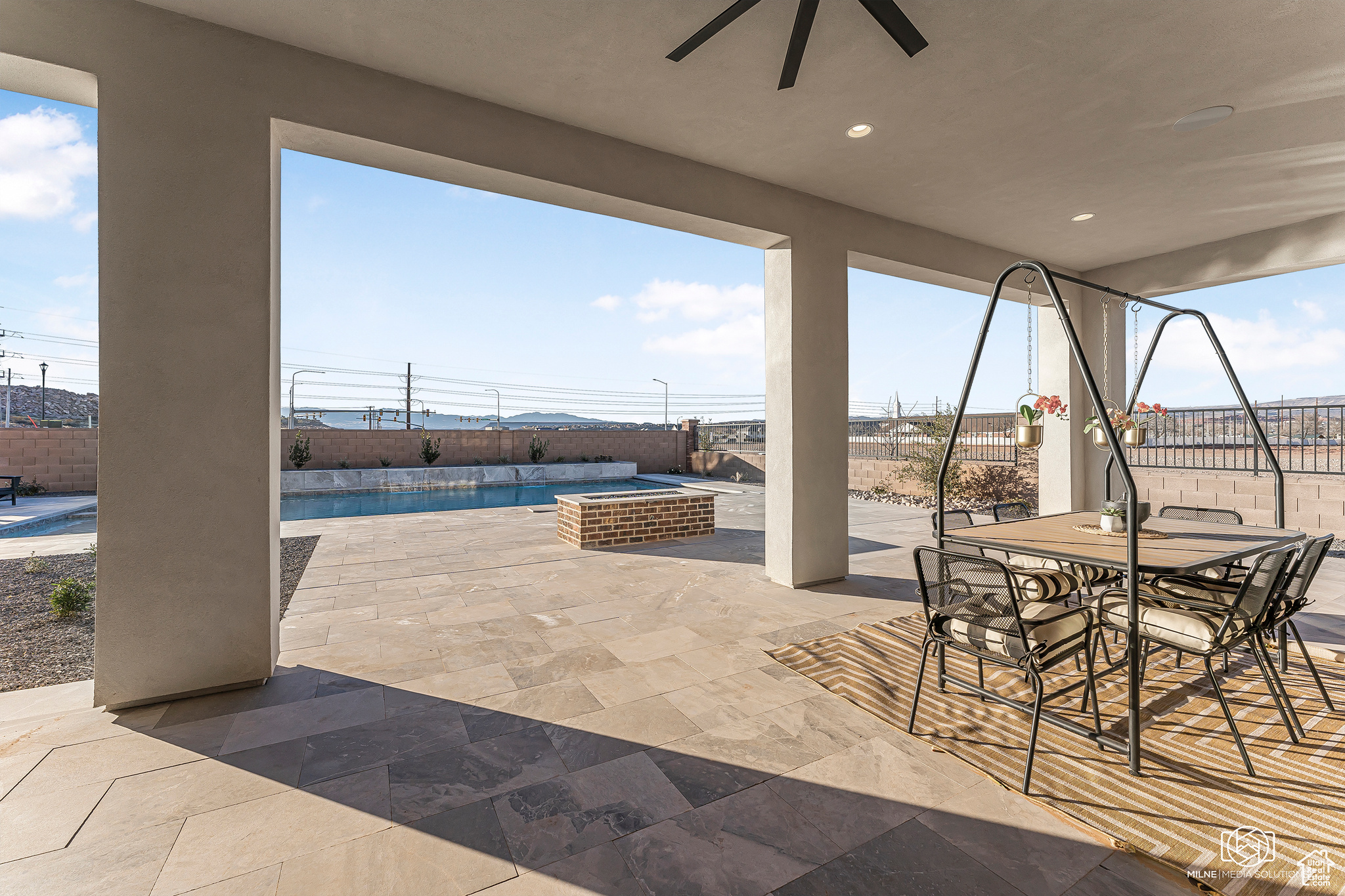 SUMMIT VIEW - Residential