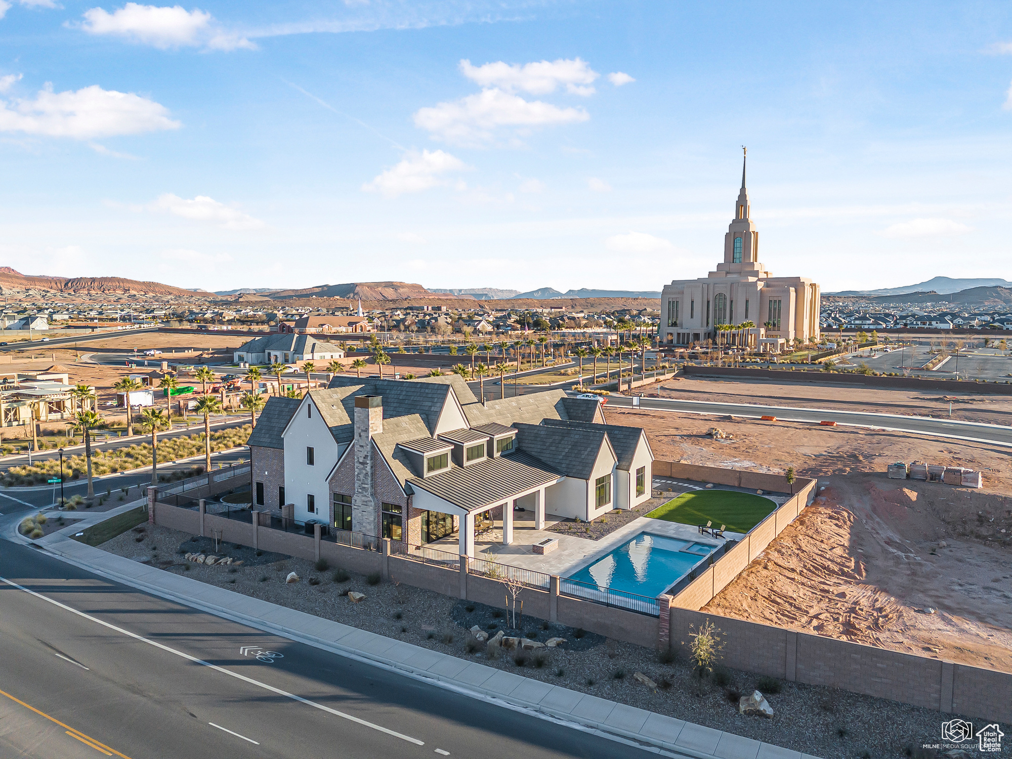 SUMMIT VIEW - Residential