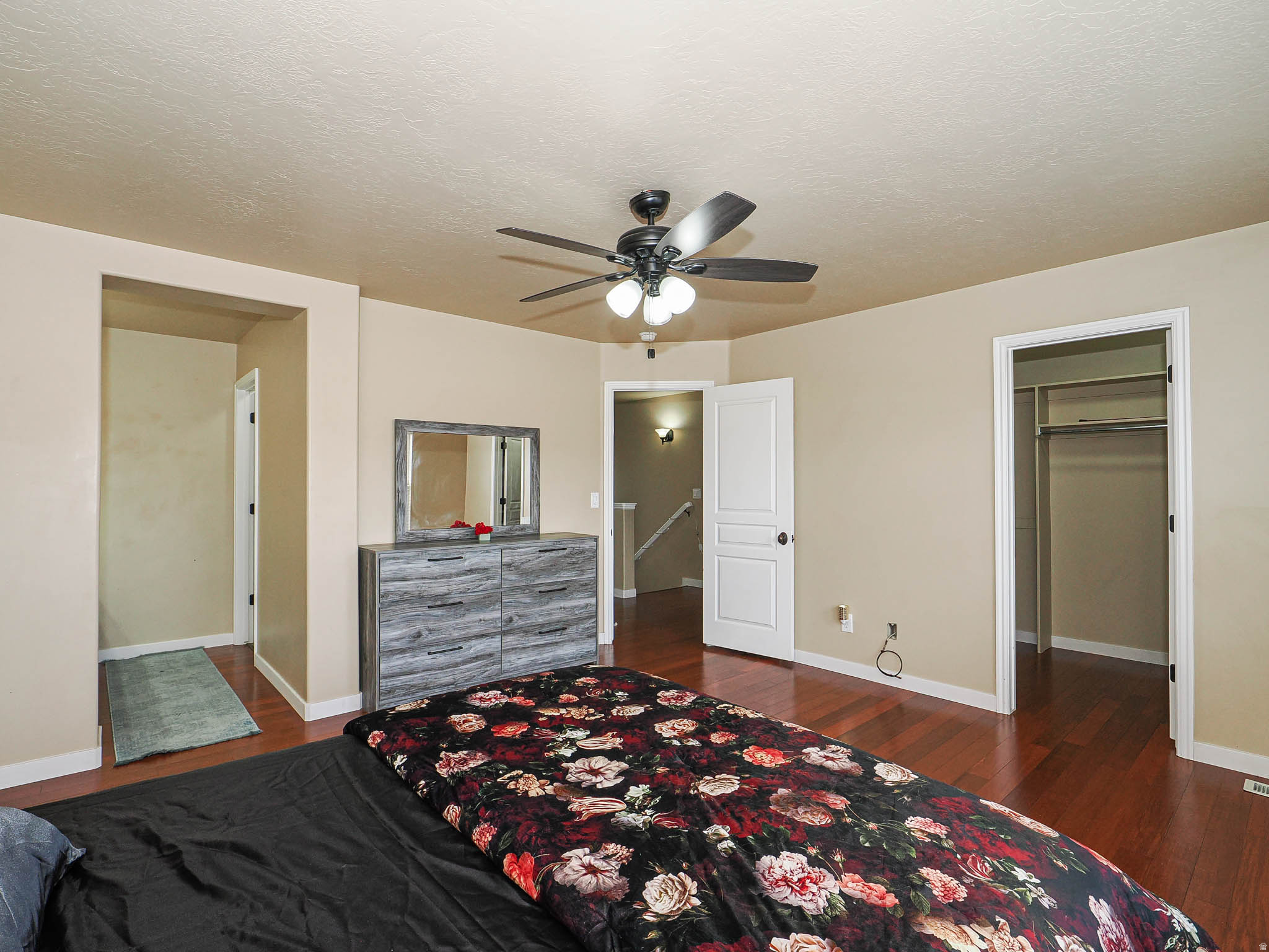 TOWNHOMES AT HIGHBURY COMMONS - Residential