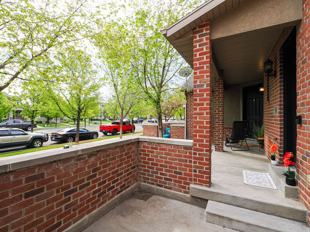 Photo of 3057 S CREWS HILL CT, West Valley City, UT 84120 (MLS # 2149506)