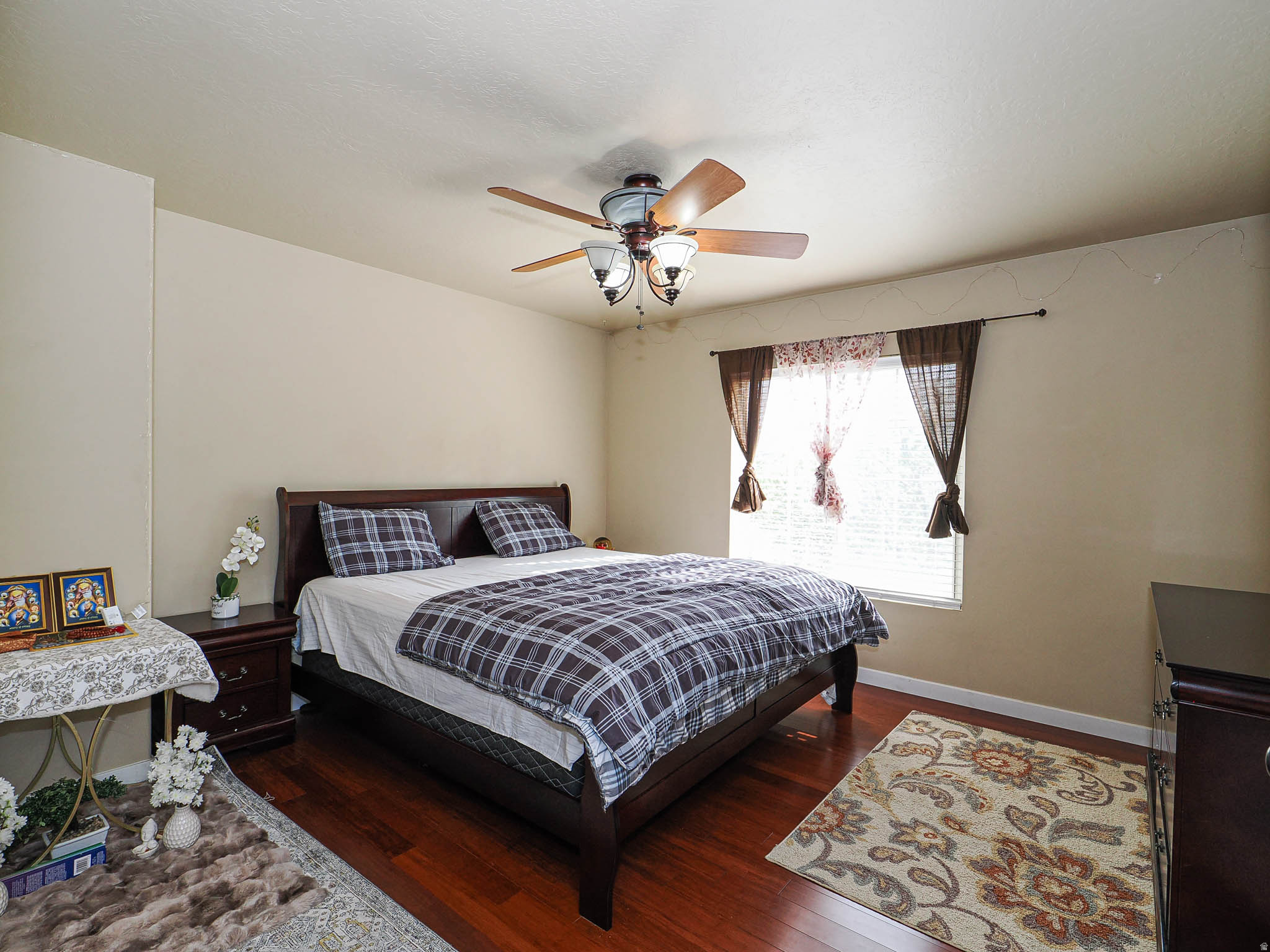 TOWNHOMES AT HIGHBURY COMMONS - Residential