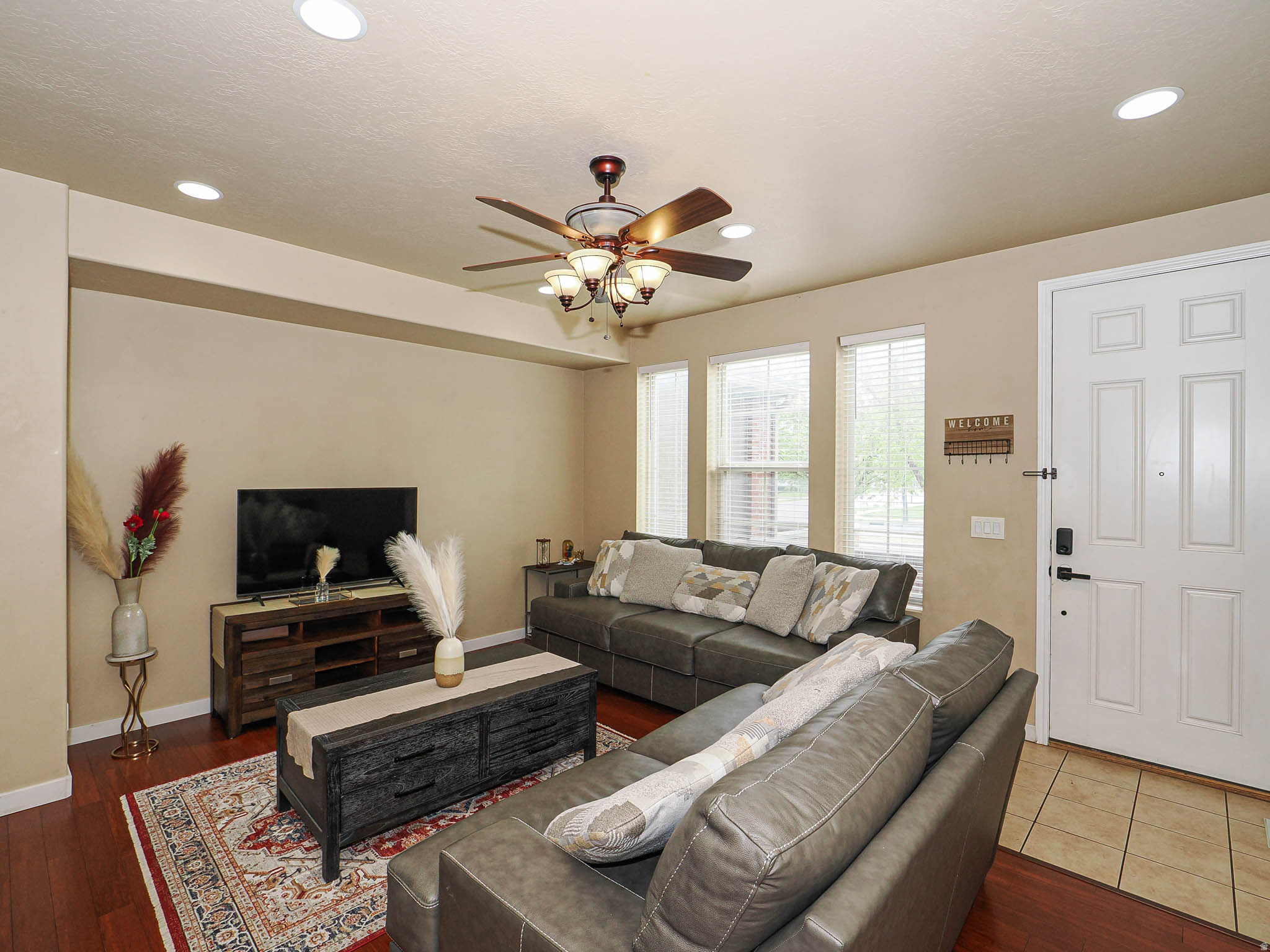 TOWNHOMES AT HIGHBURY COMMONS - Residential