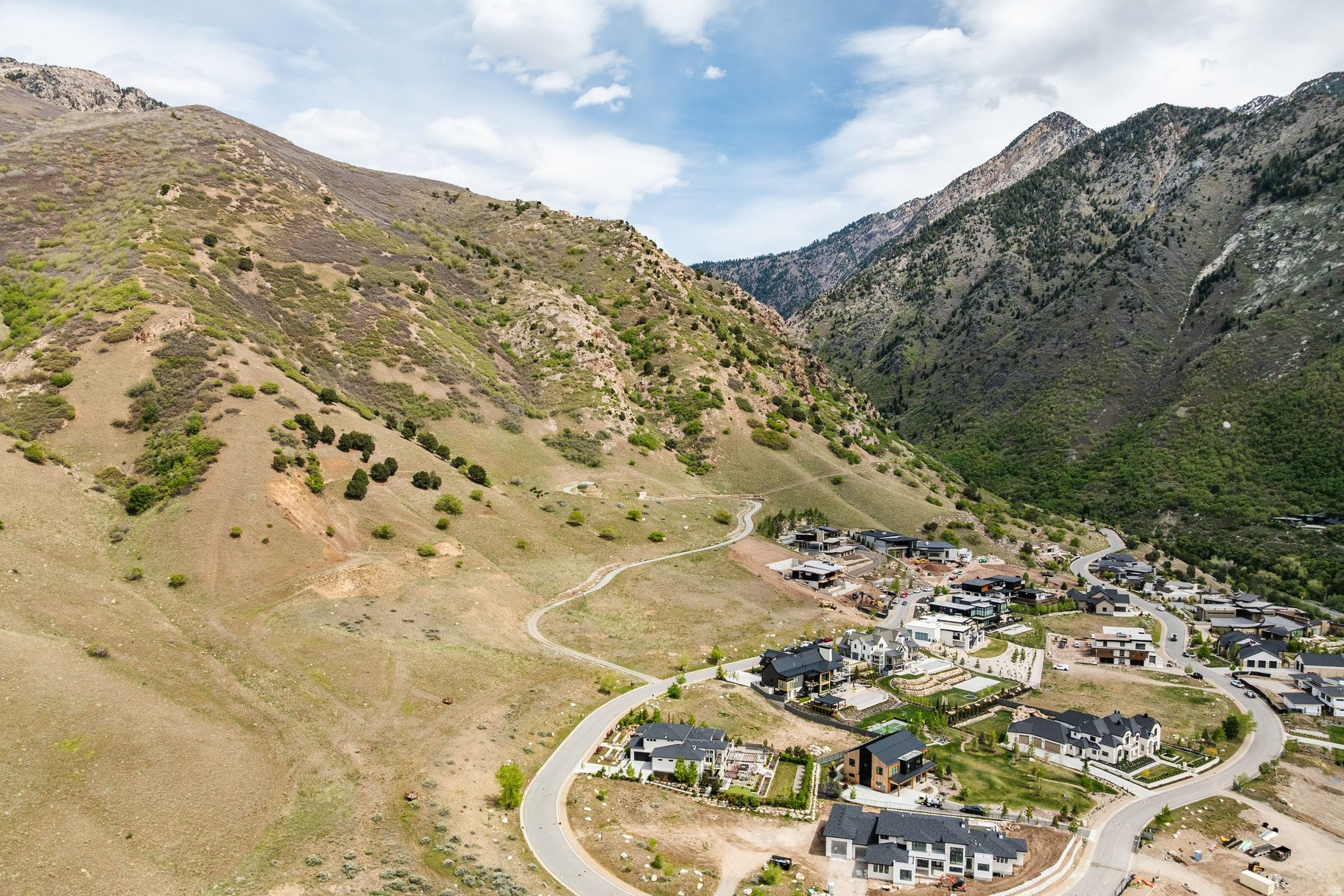 COTTONWOOD CANYON ES - Land