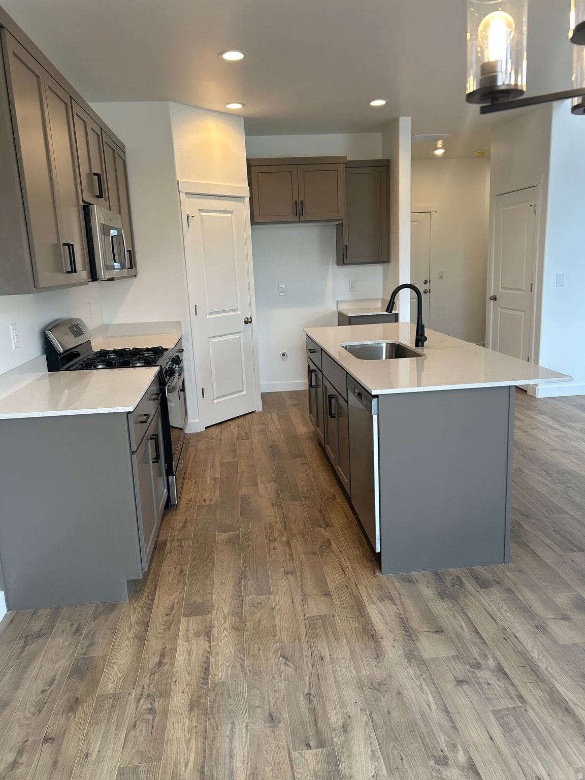HIATT CREEK - Residential
