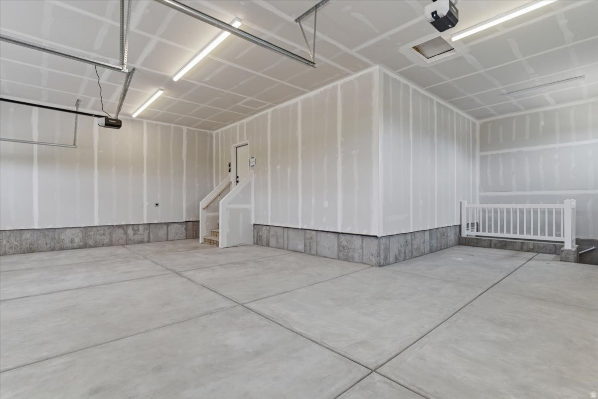 HEATHER RIDGE ESTATES - Residential