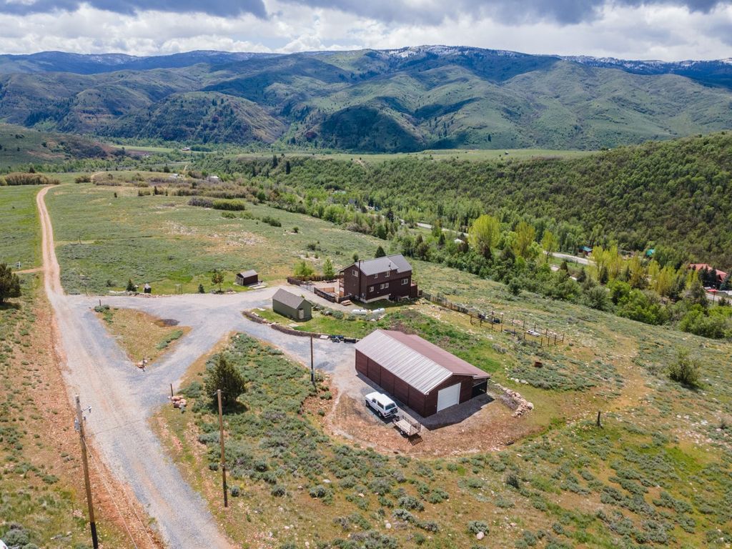 Photo of 13149 E PINE CANYON RD, Huntsville, UT 84317 (MLS # 2154714)
