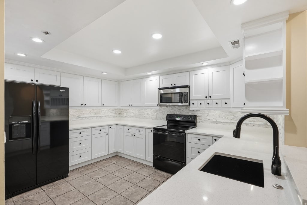 Photo of 44 W BROADWAY ST #401S, Salt Lake City, UT 84101 (MLS # 2185575)
