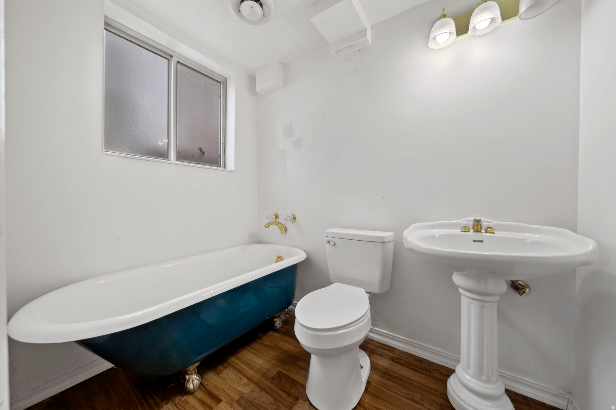 WESTWOOD ESTATES #5 - Residential