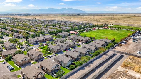 Tiny photo for 1022 W ALLINGTON DR N, North Salt Lake, UT 84054 (MLS # 2111835)