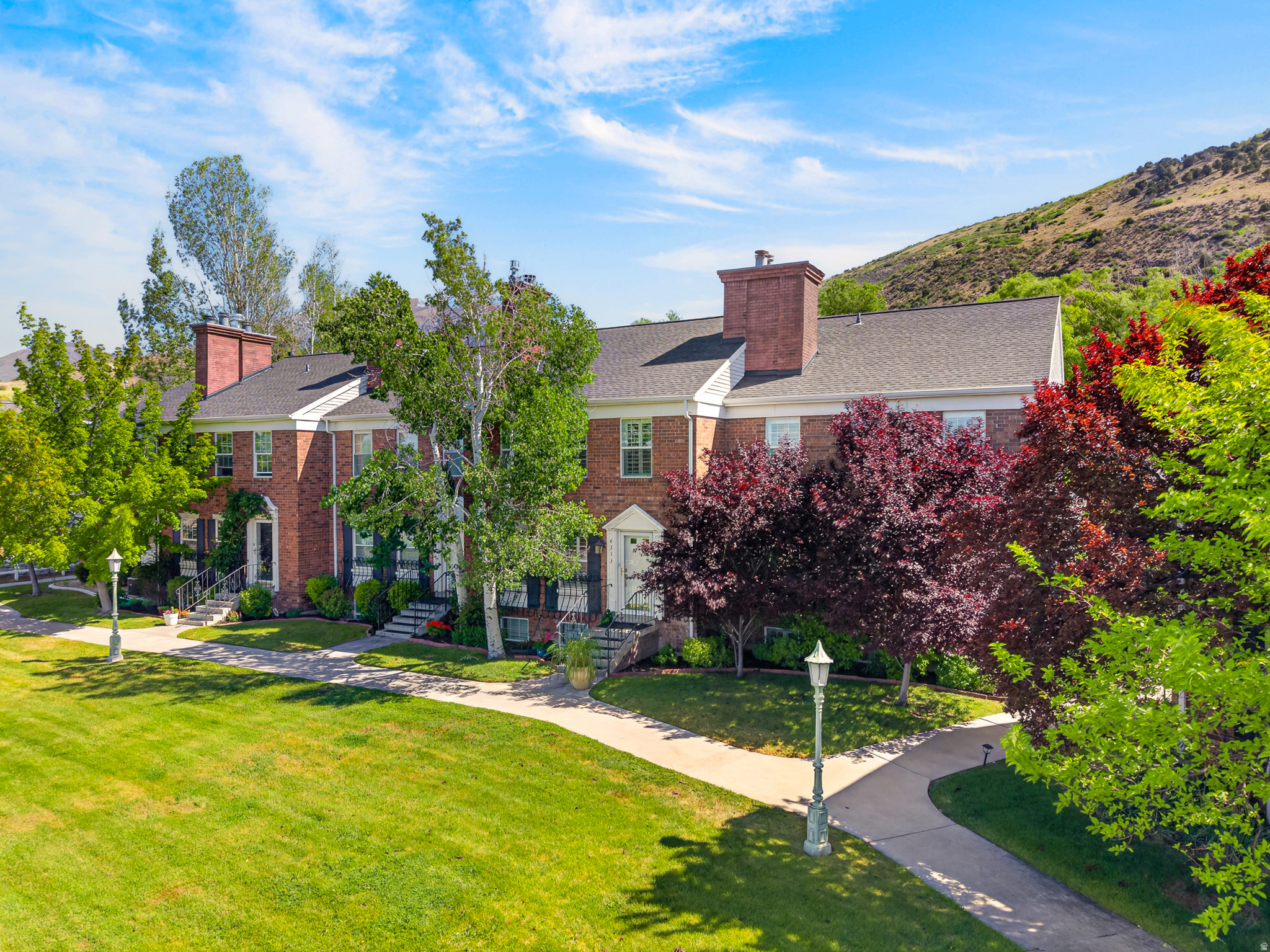 IVY AT THE RIDGE - Residential