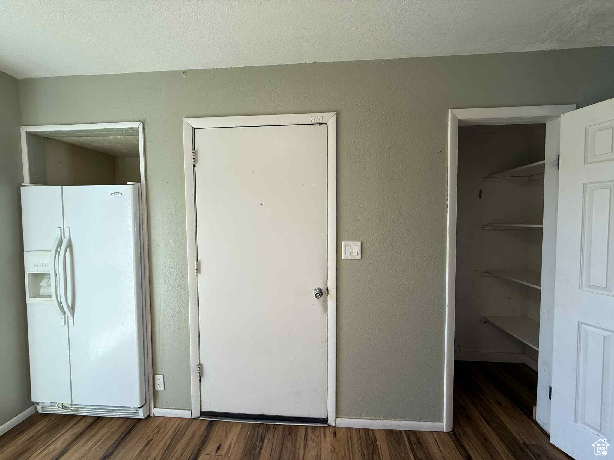 CEDAR HILLS - Residential