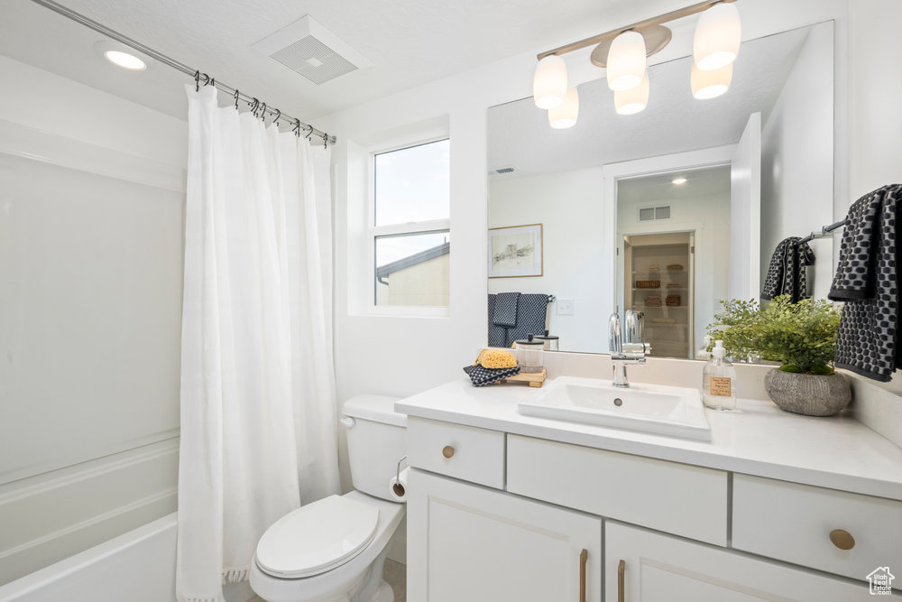 ADDENBROOK TOWNHOMES - Residential