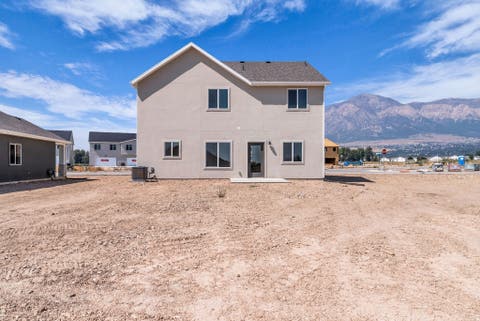 Tiny photo for 521 W 1850 N, Harrisville, UT 84404 (MLS # 2179761)