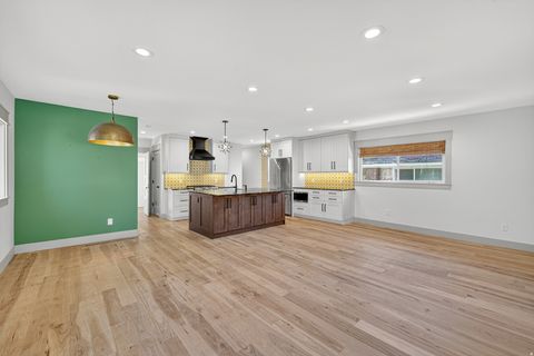 Tiny photo for 1148 E KENSINGTON AVE, Salt Lake City, UT 84105 (MLS # 2120754)