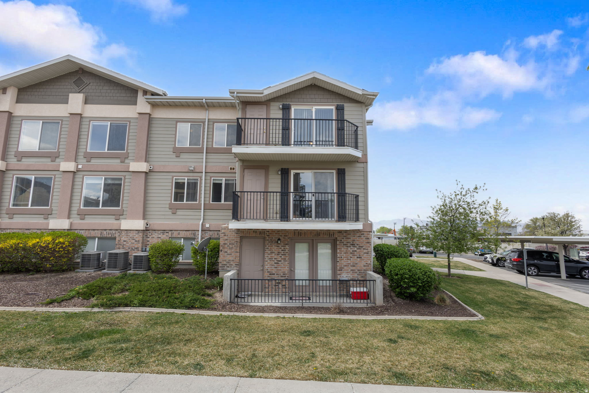 EAST TOWN VILLAGE PH 6 - Residential