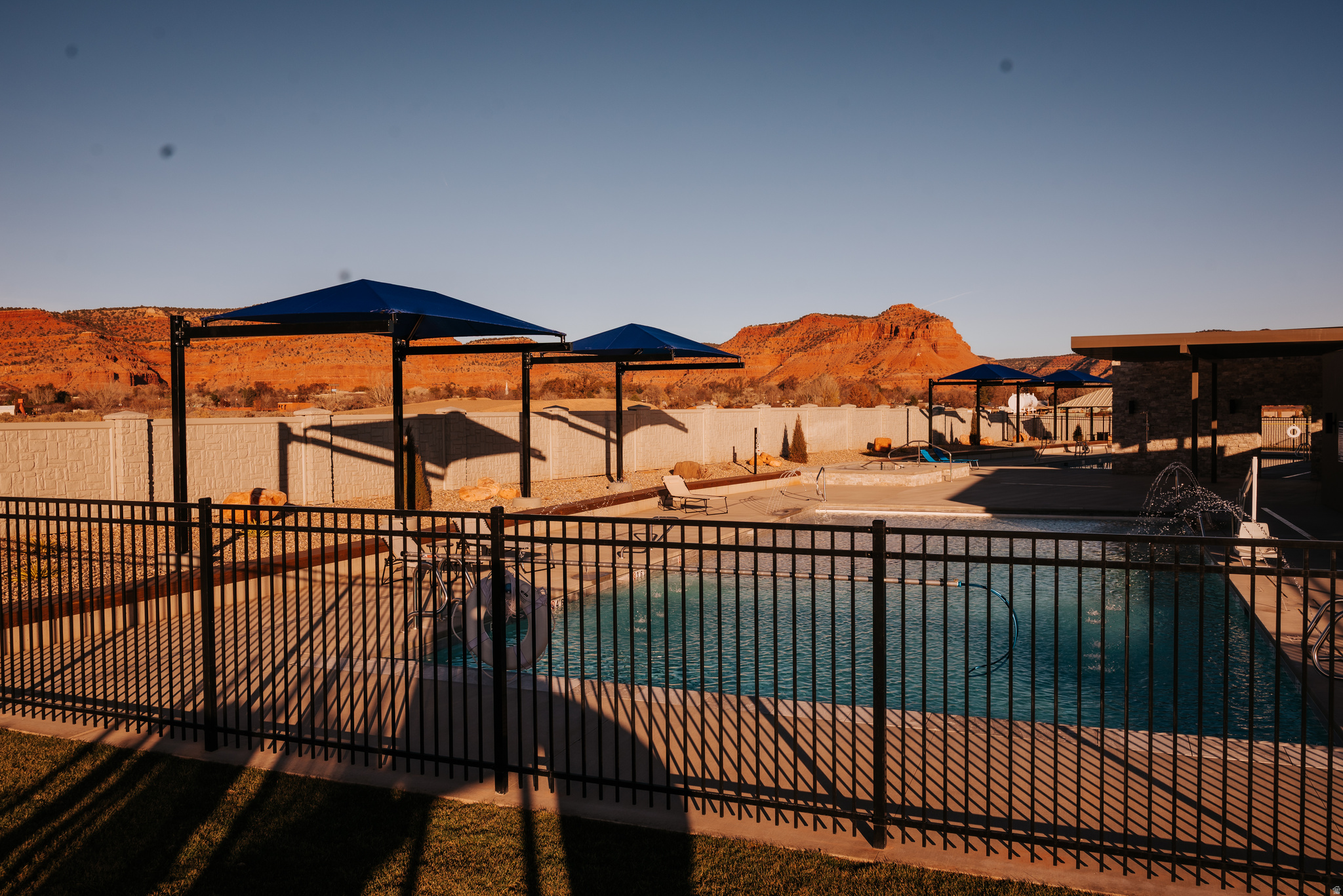 THE KIVAS AT CATORI CANYON - Residential