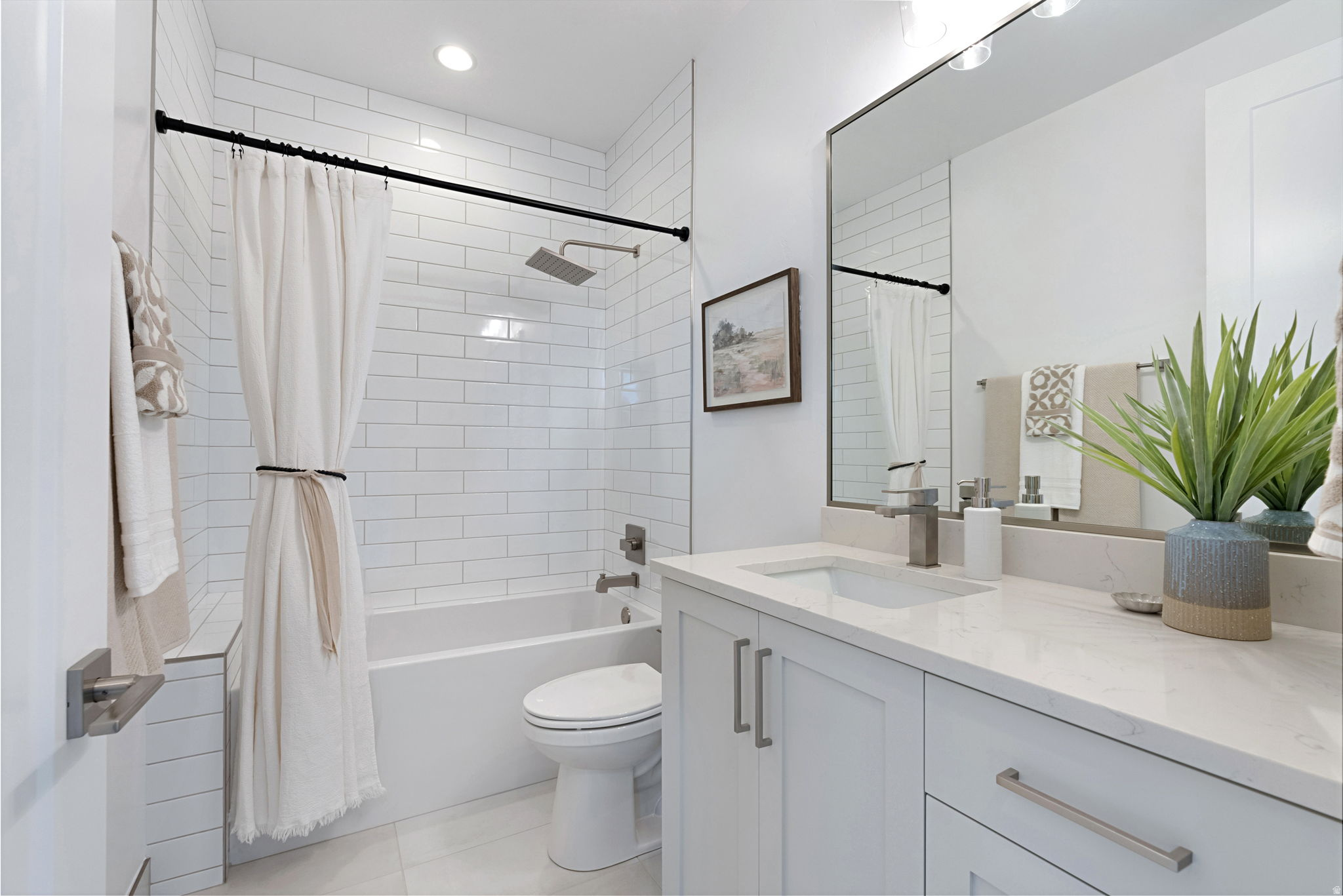 THE KIVAS AT CATORI CANYON - Residential