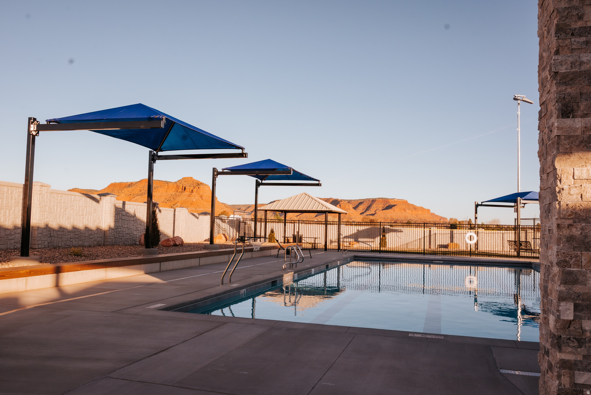 THE KIVAS AT CATORI CANYON - Residential
