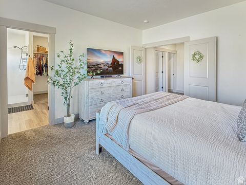 Tiny photo for 844 W POWDERWOOD LN, Mapleton, UT 84664 (MLS # 2107238)