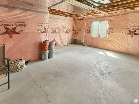 Tiny photo for 844 W POWDERWOOD LN, Mapleton, UT 84664 (MLS # 2107238)