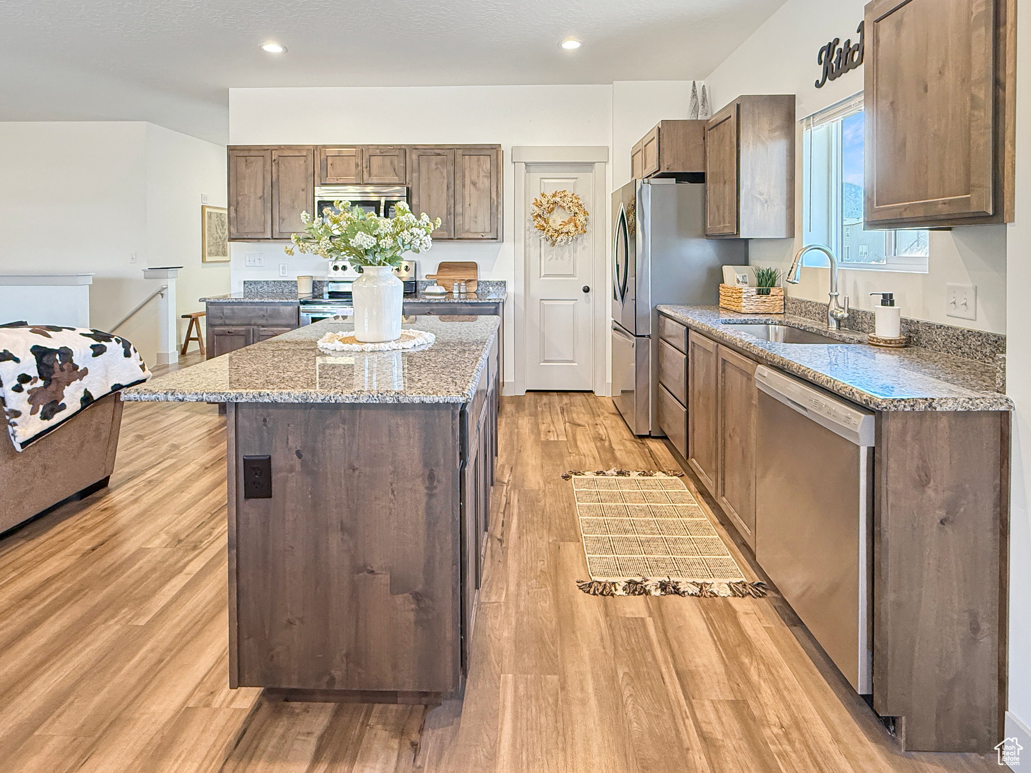 MAPLETON VILLAGE - Residential