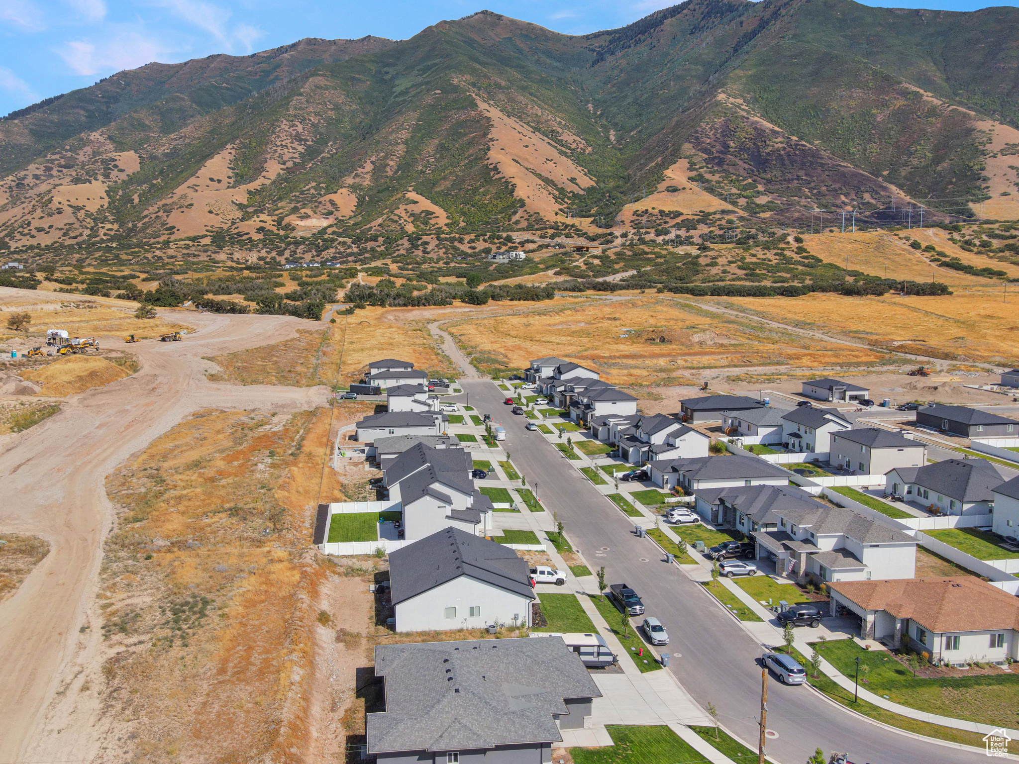 MAPLETON VILLAGE - Residential
