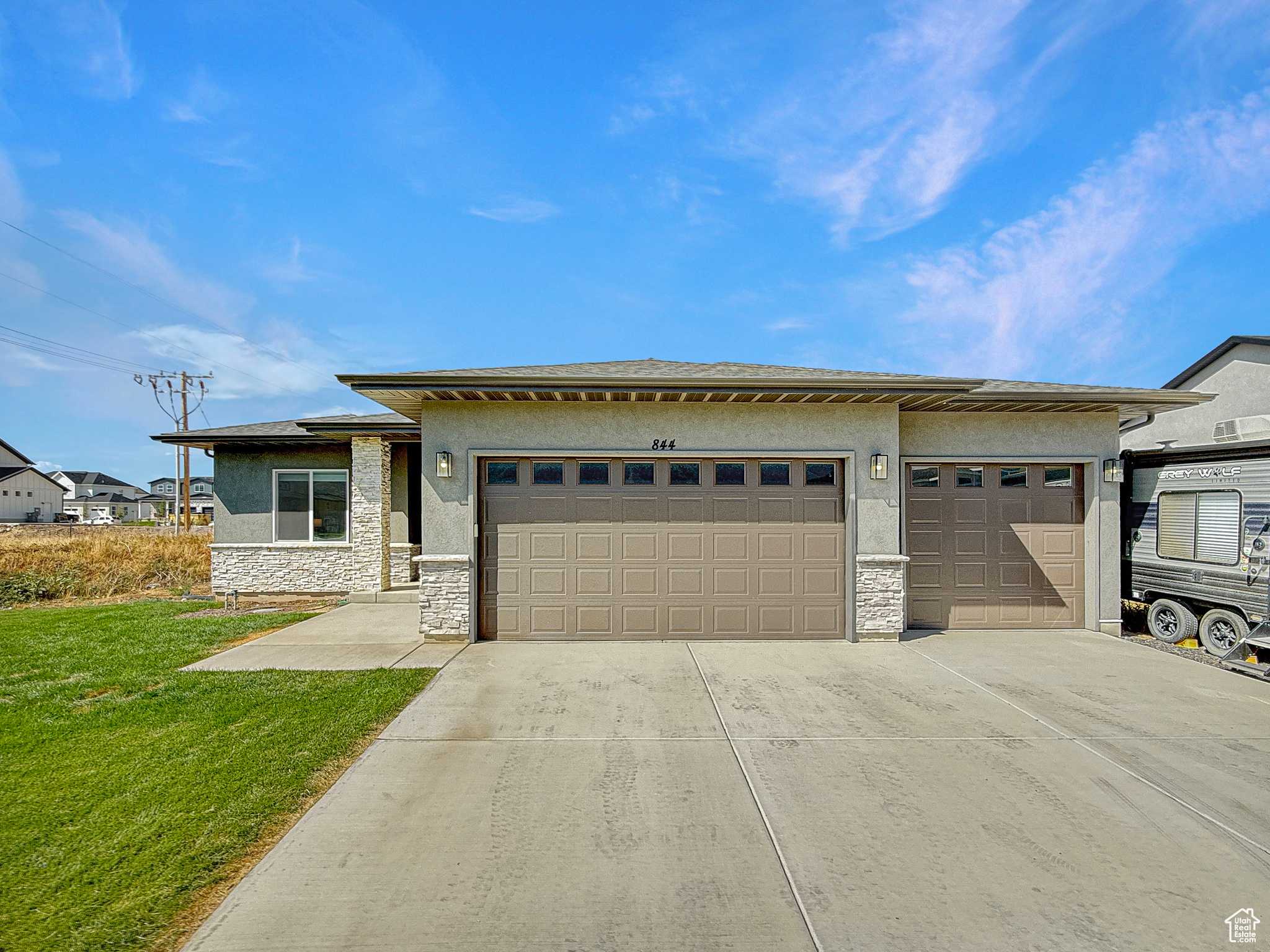 MAPLETON VILLAGE - Residential