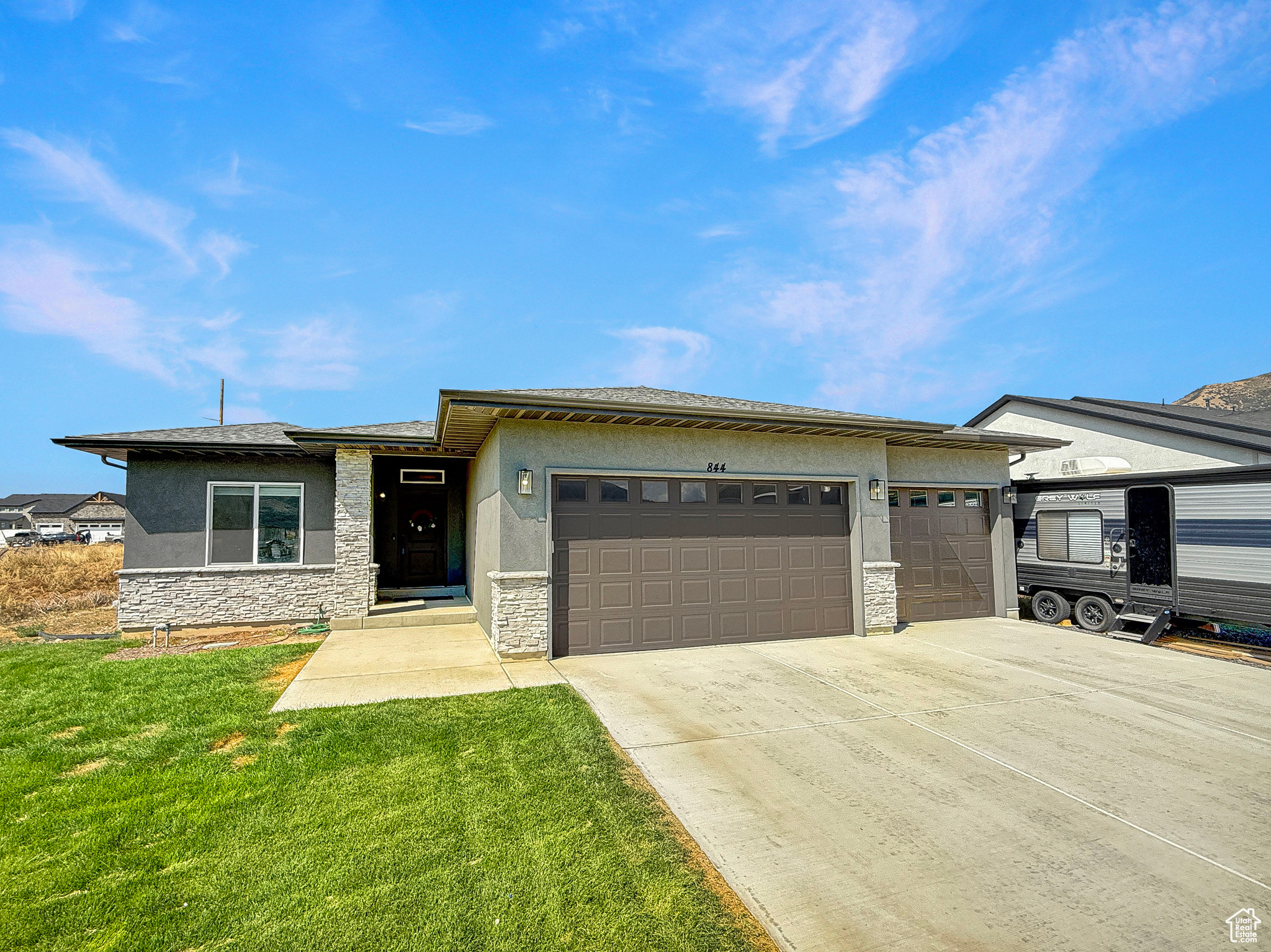 MAPLETON VILLAGE - Residential