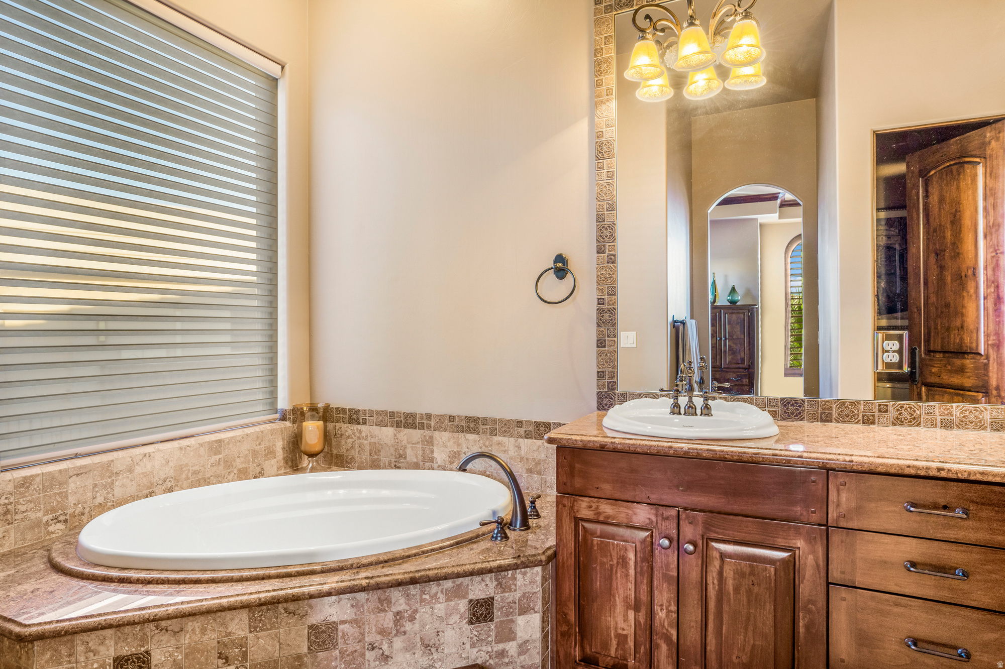 PARAGON COVE TH AT STONECLIFF 2 - Residential