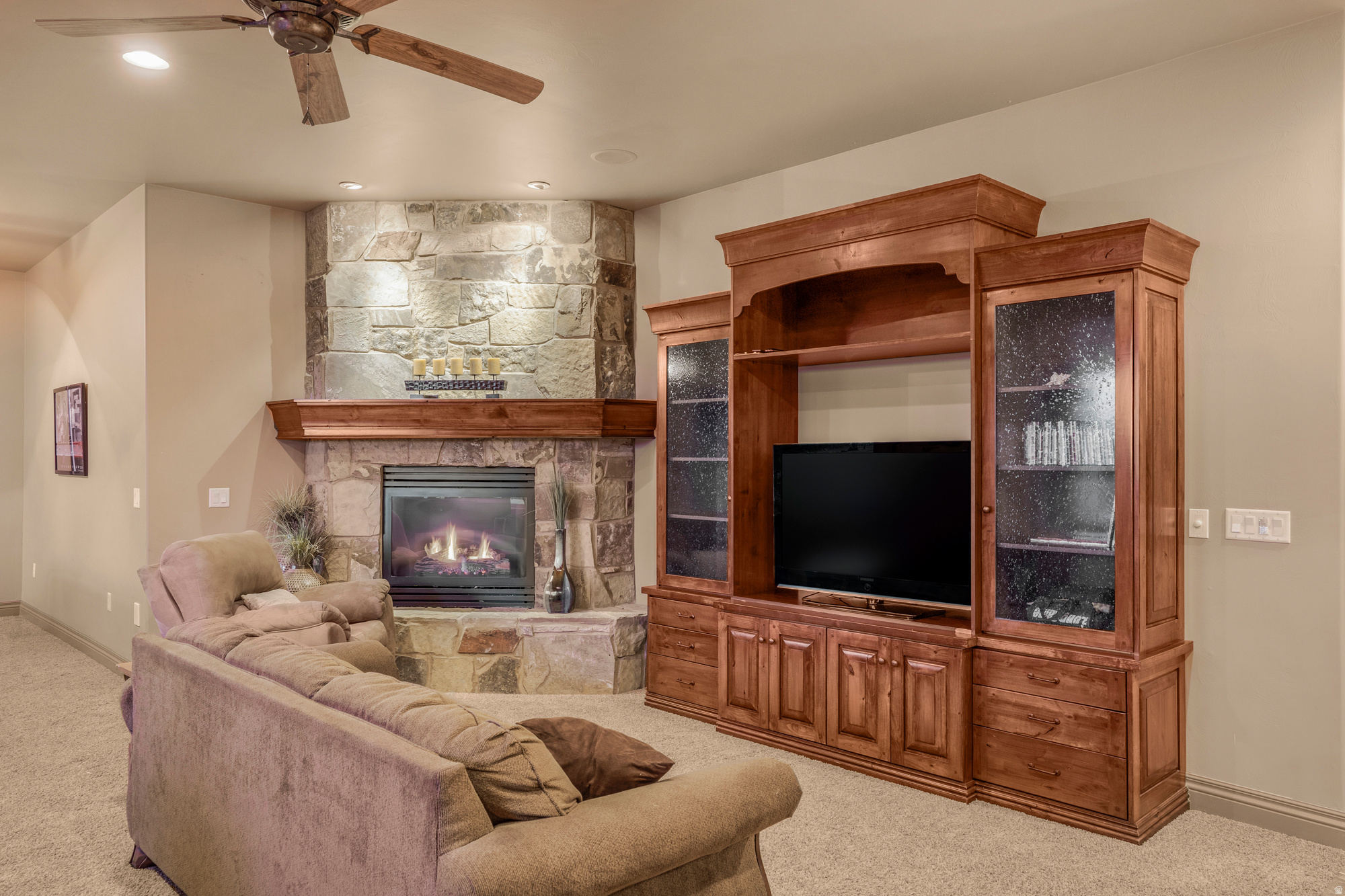 PARAGON COVE TH AT STONECLIFF 2 - Residential