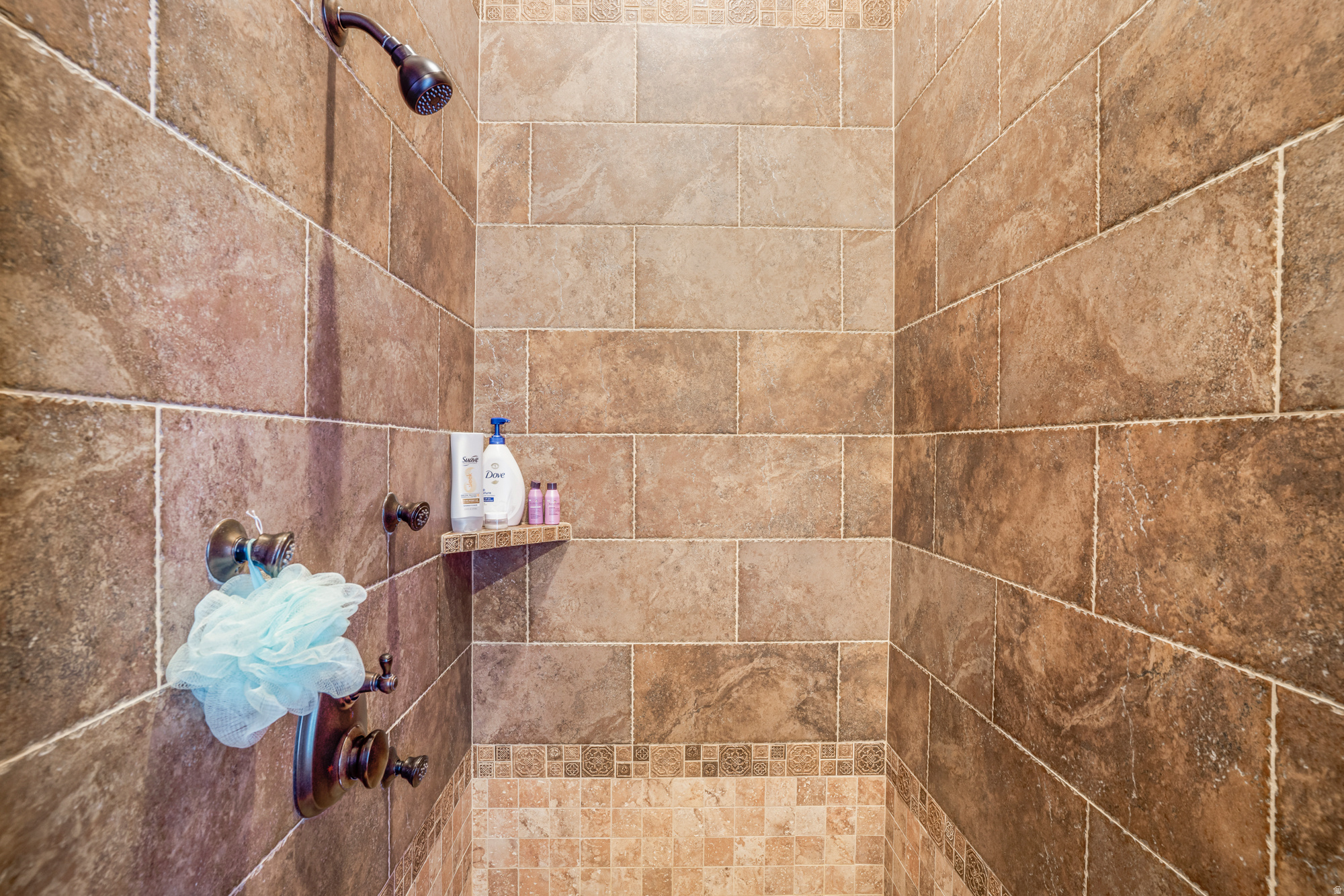 PARAGON COVE TH AT STONECLIFF 2 - Residential