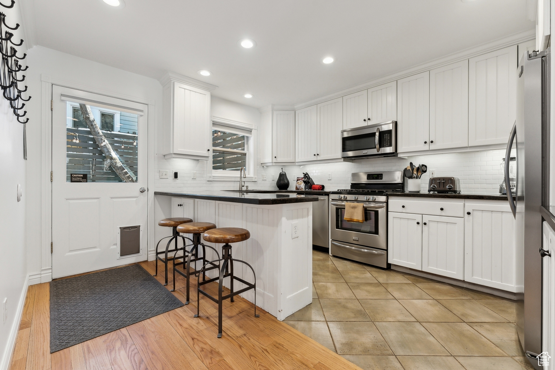 Park City, Utah 84060, United States, 4 Bedrooms Bedrooms, ,3 BathroomsBathrooms,Residential,Pending,10078