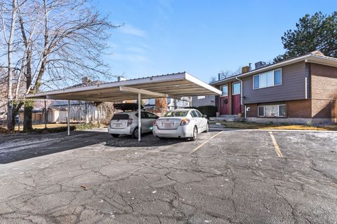 Tiny photo for 2615 E CANTERBURY LN S, Cottonwood Heights, UT 84121 (MLS # 2135499)