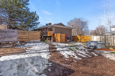 Tiny photo for 2615 E CANTERBURY LN S, Cottonwood Heights, UT 84121 (MLS # 2135499)