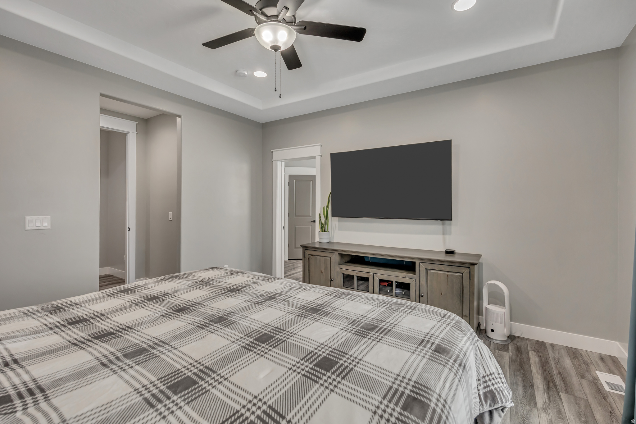 HIGH SKY ESTATES - Residential