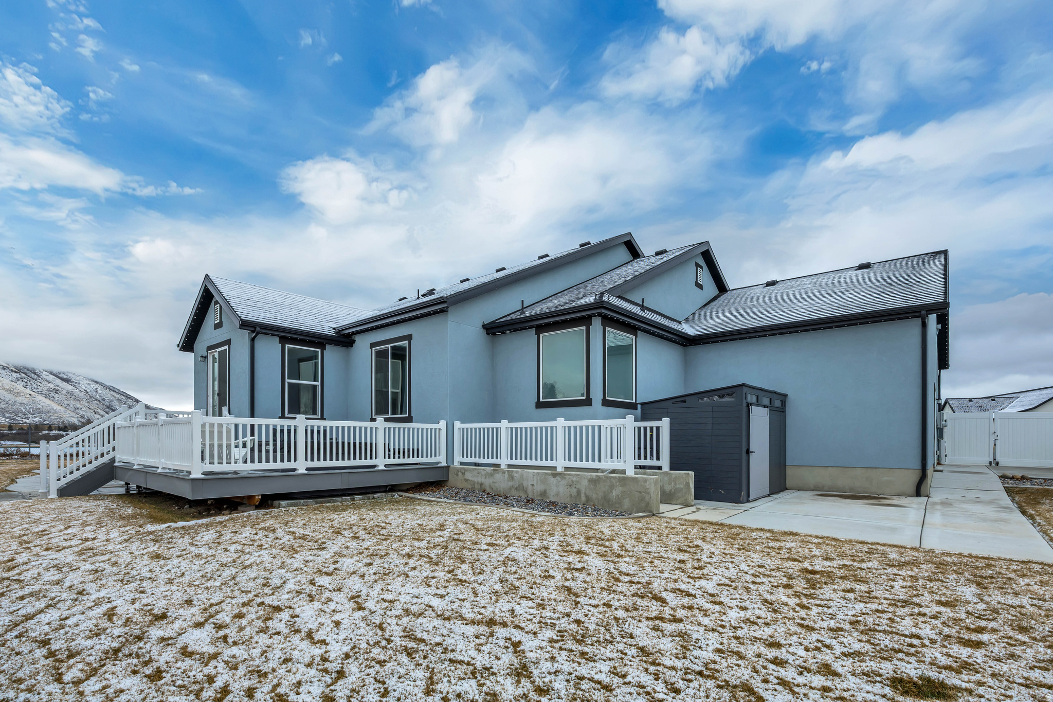 HIGH SKY ESTATES - Residential