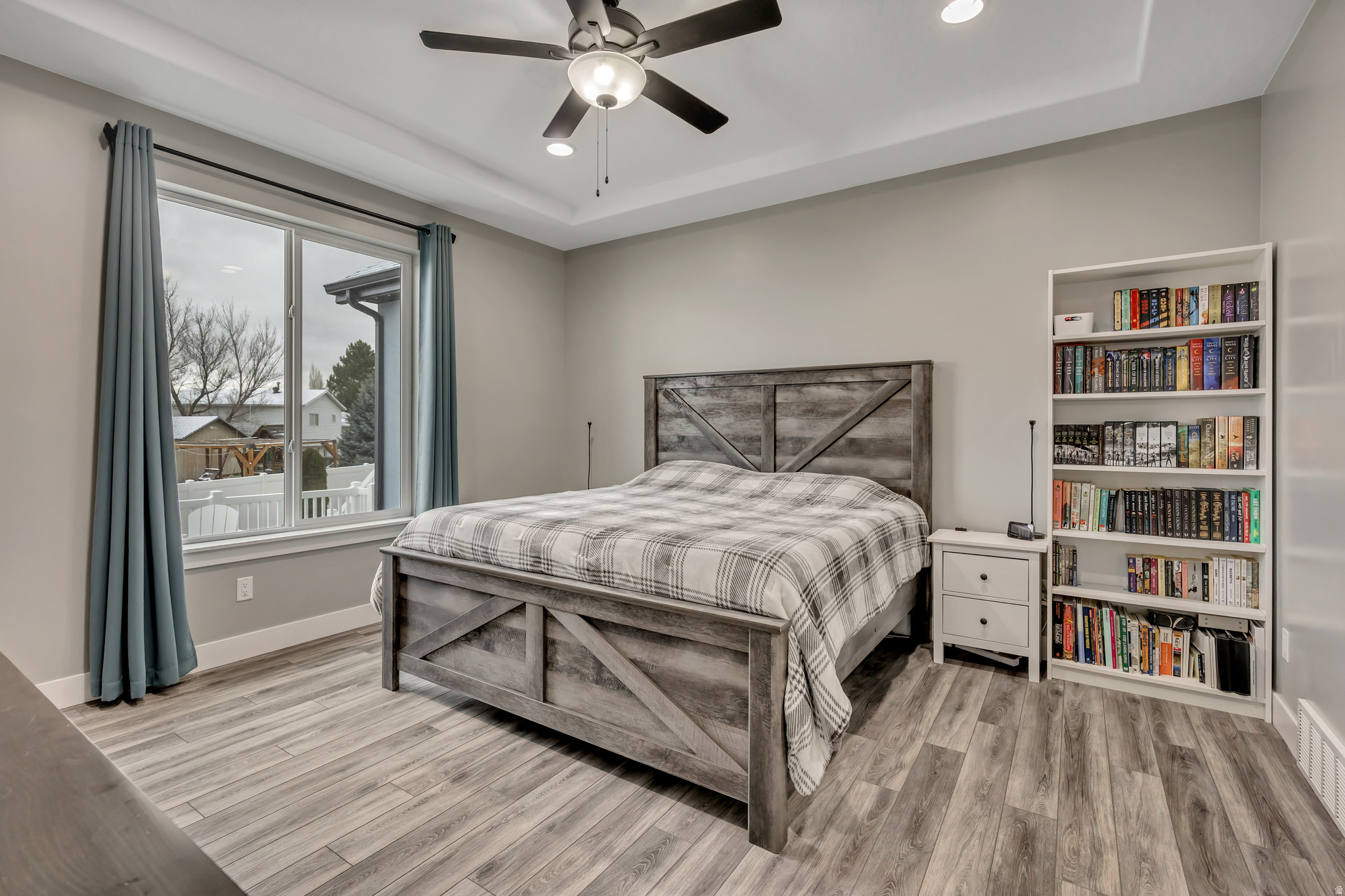 HIGH SKY ESTATES - Residential