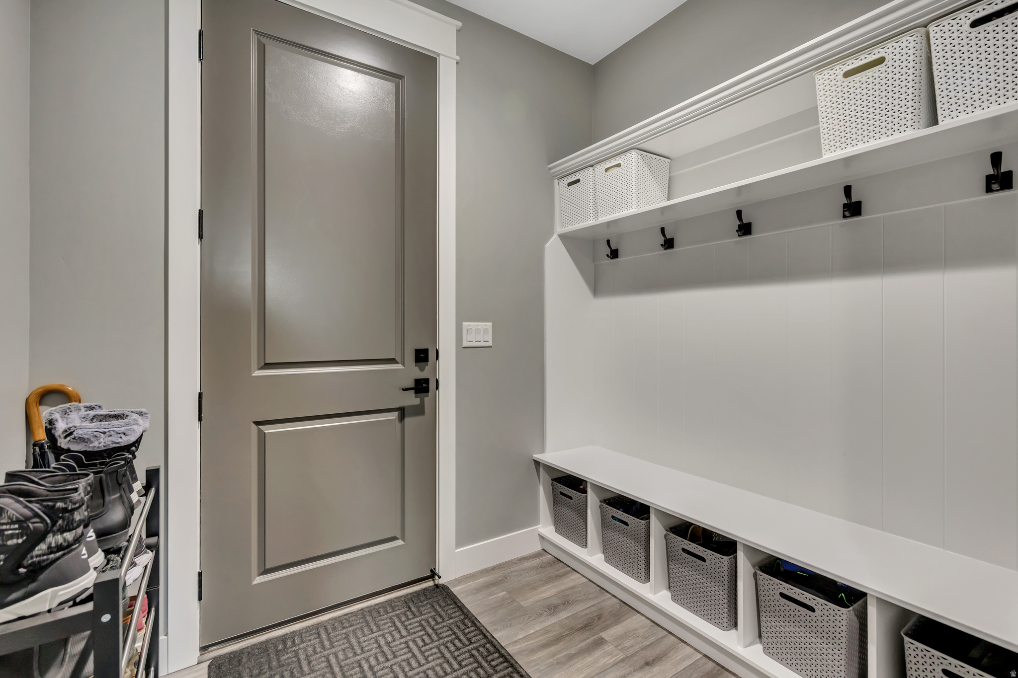 HIGH SKY ESTATES - Residential