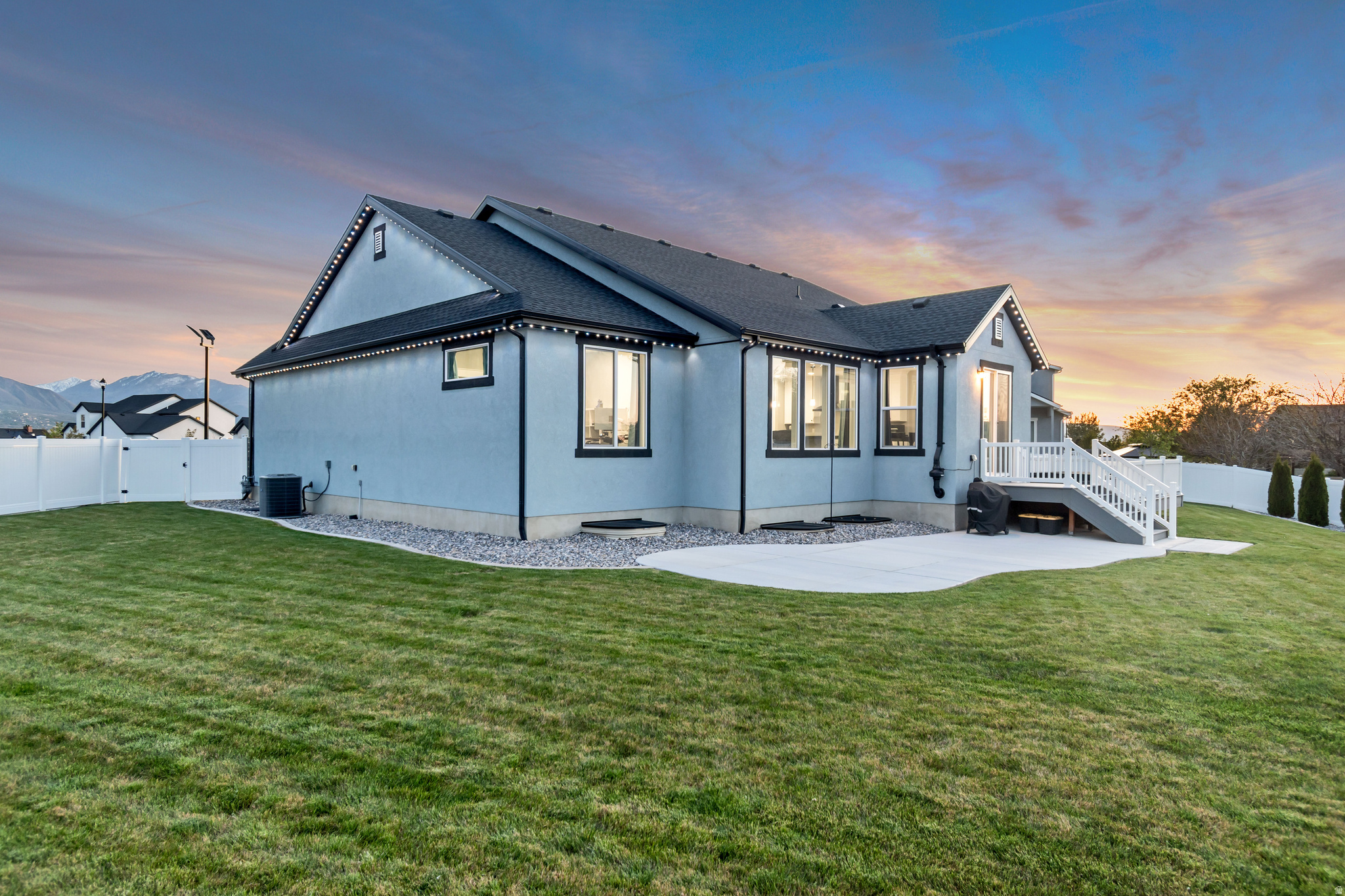 HIGH SKY ESTATES - Residential