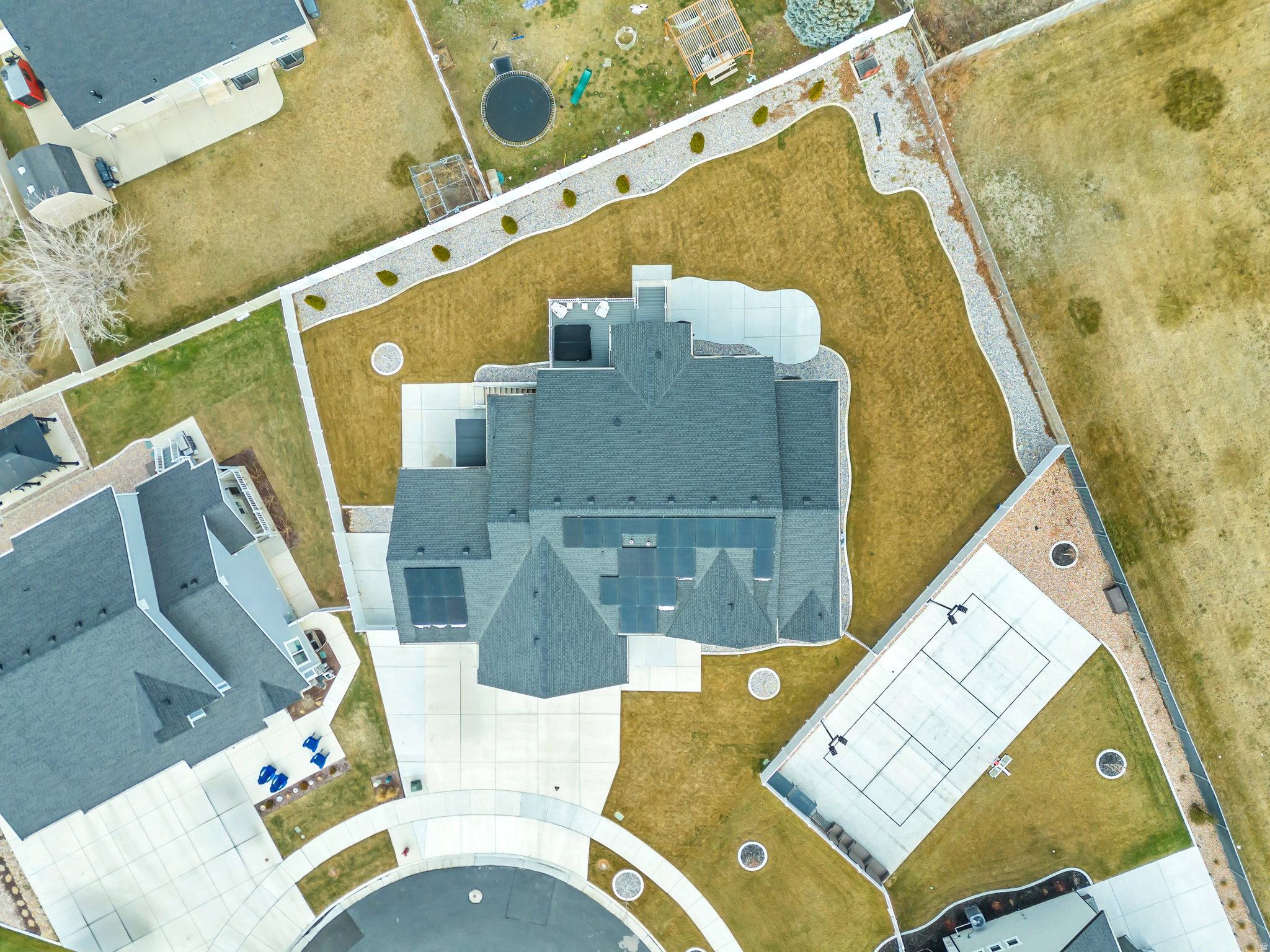 HIGH SKY ESTATES - Residential