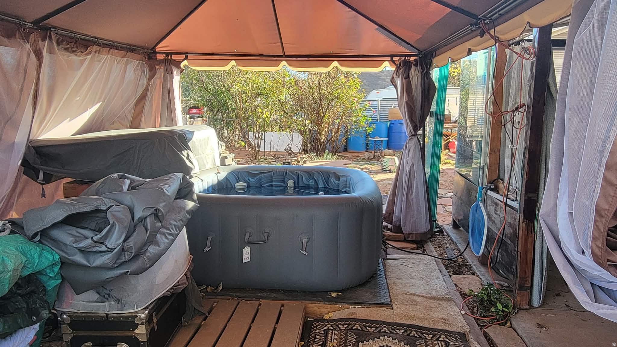 SUNSET EST B - Residential